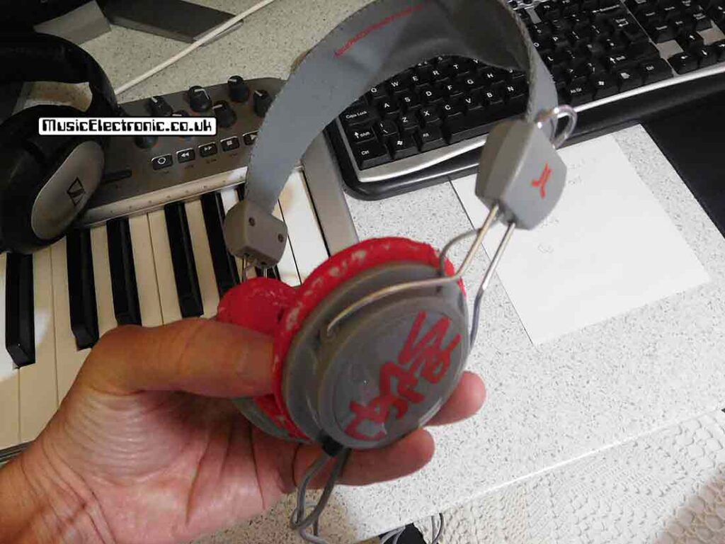 Best headphones for recording vocals unknown old pair